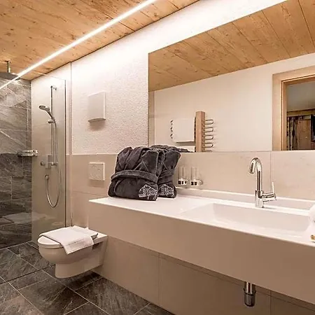 Отель Bergspitz Luxury